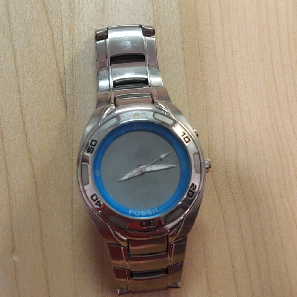Fossil Carolina Panthers watch